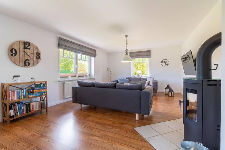 "Entspannter Familienurlaub im Haus Perle – Nähe zur Nordsee und Wellness!" in Oevenum, Föhr