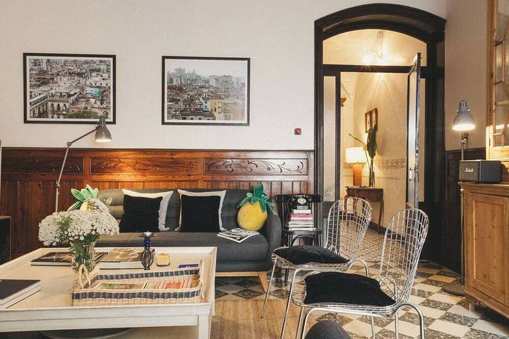 Holiday home for 11 people, with balcony - 1