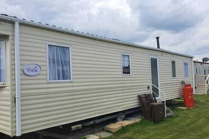 Glamping for 8 people in St Osyth