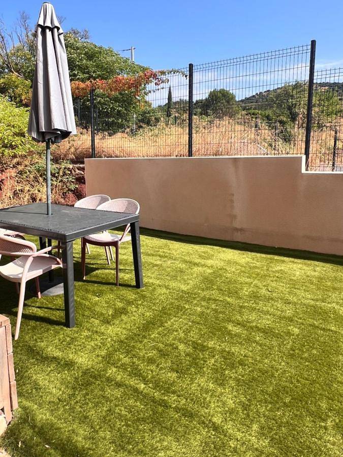 Gîte pour 4 personnes, avec jardin à Bosc - 2