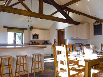 Holiday Rental for 10 People in Warkworth, Northamptonshire, Photo 4