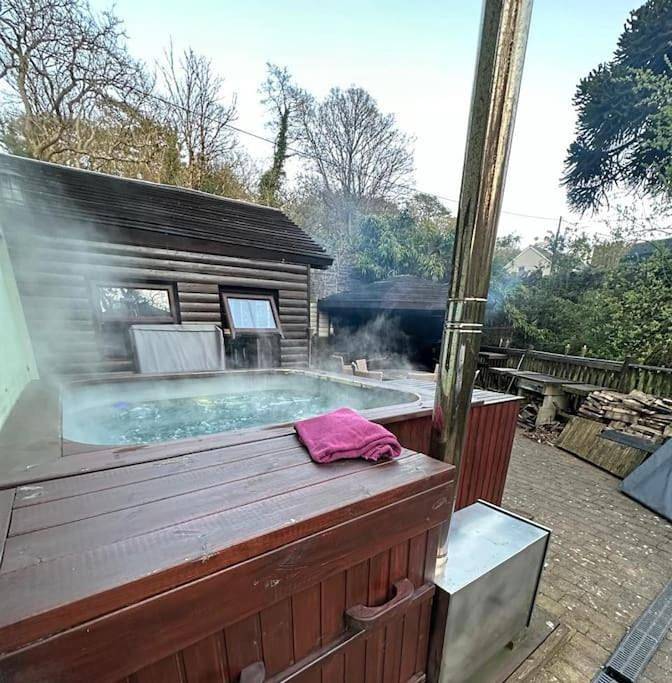 Casa de vacaciones para 8 personas, con jardín y jacuzzi - 1