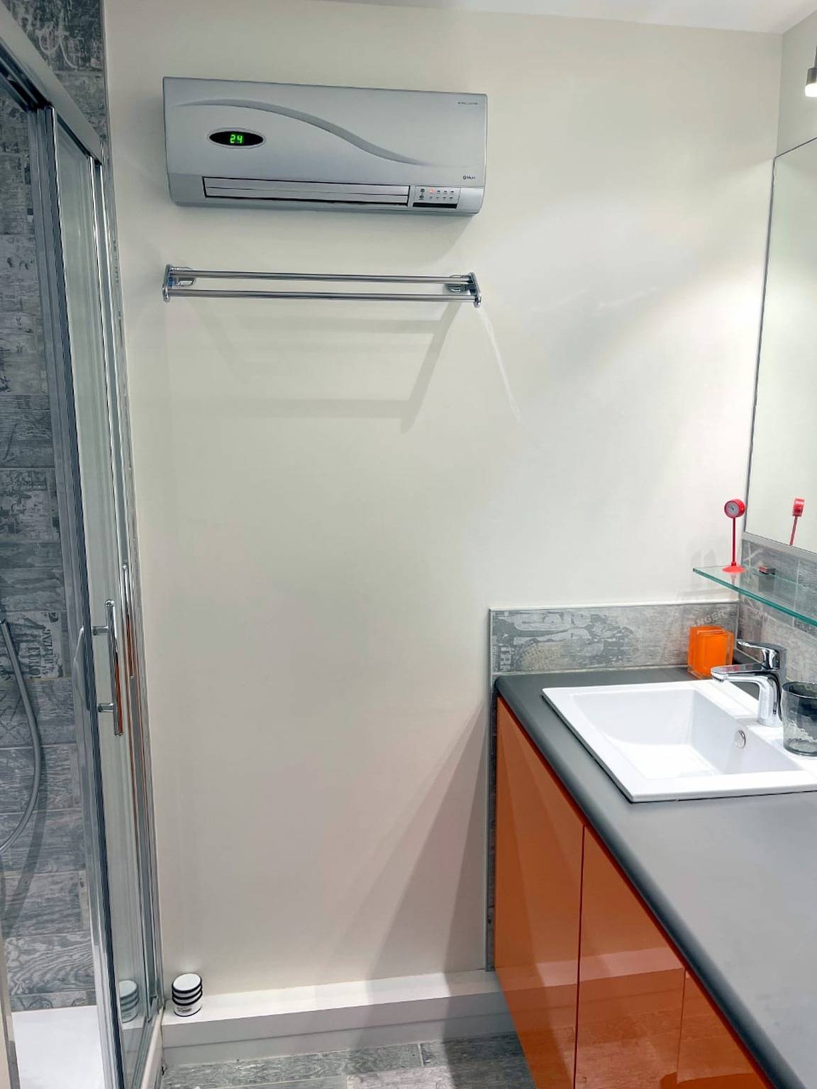 Geheel appartement, Vakantieappartement voor 4 personen met zwembad in Bandol, Middellandse Zeekust (Frankrijk)