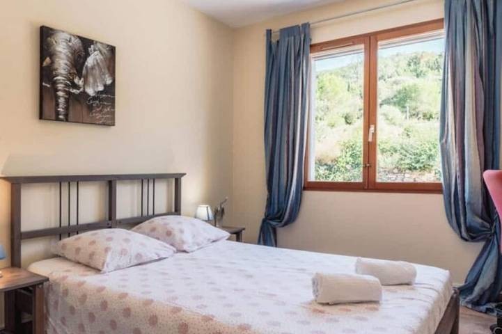 Location de vacances pour 6 personnes, avec terrasse et jardin à Oupia - 2