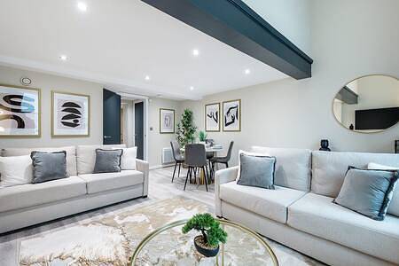 Vakantiewoning voor 8 Personen in Liverpool, Merseyside