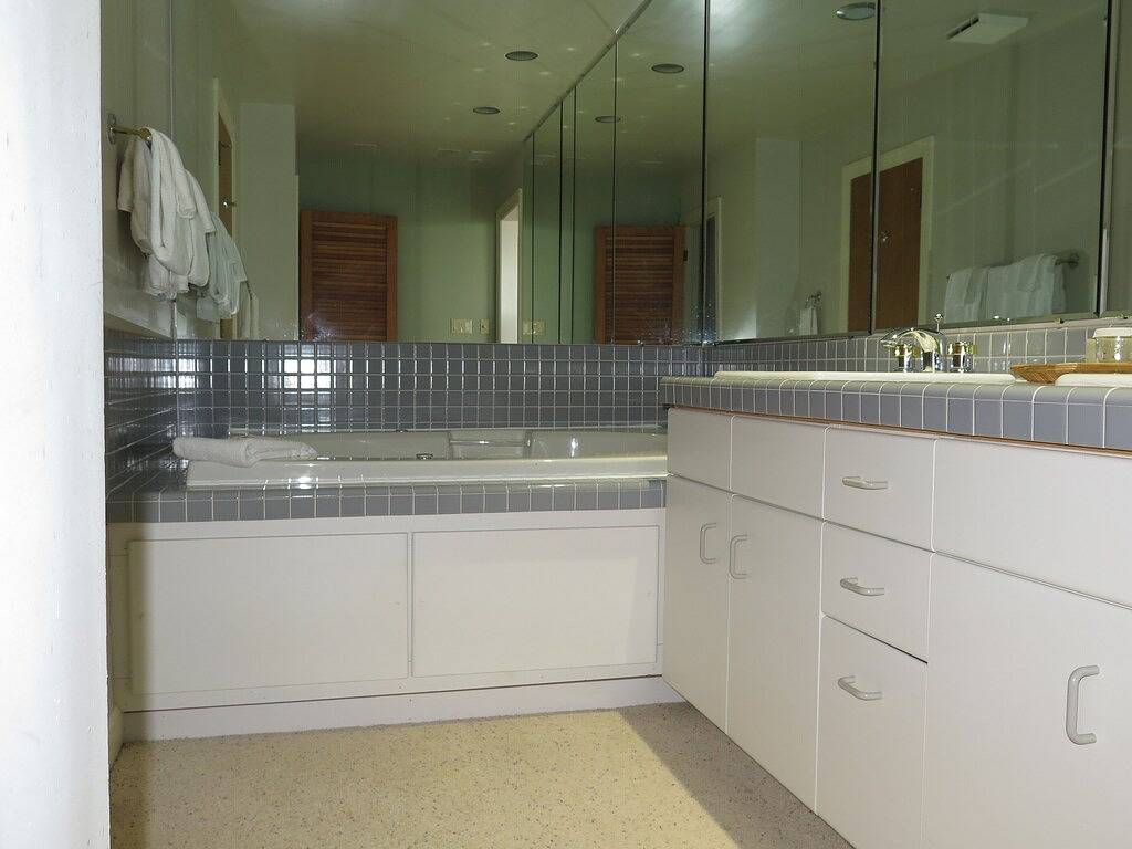 Ganze Wohnung, Du verdienst alles! Tolle Aussichten, Gästekarten, Fahrstuhl und Shuttleservice! in Wintergreen, Nelson County