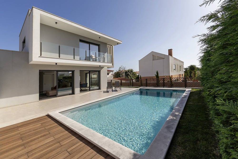 Quinta Atia – Private Pool Hideaway in Caldas da Rainha, Leiria District