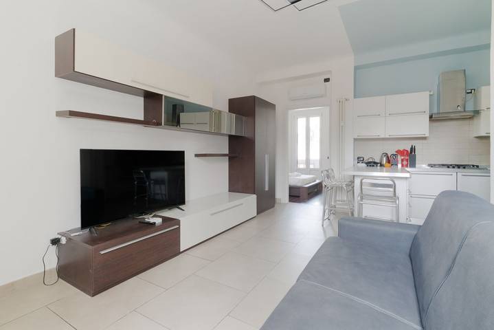 Appartement entier, Appartement de vacances pour 4 personnes avec balcon/terrasse in Milan, Province de Milan