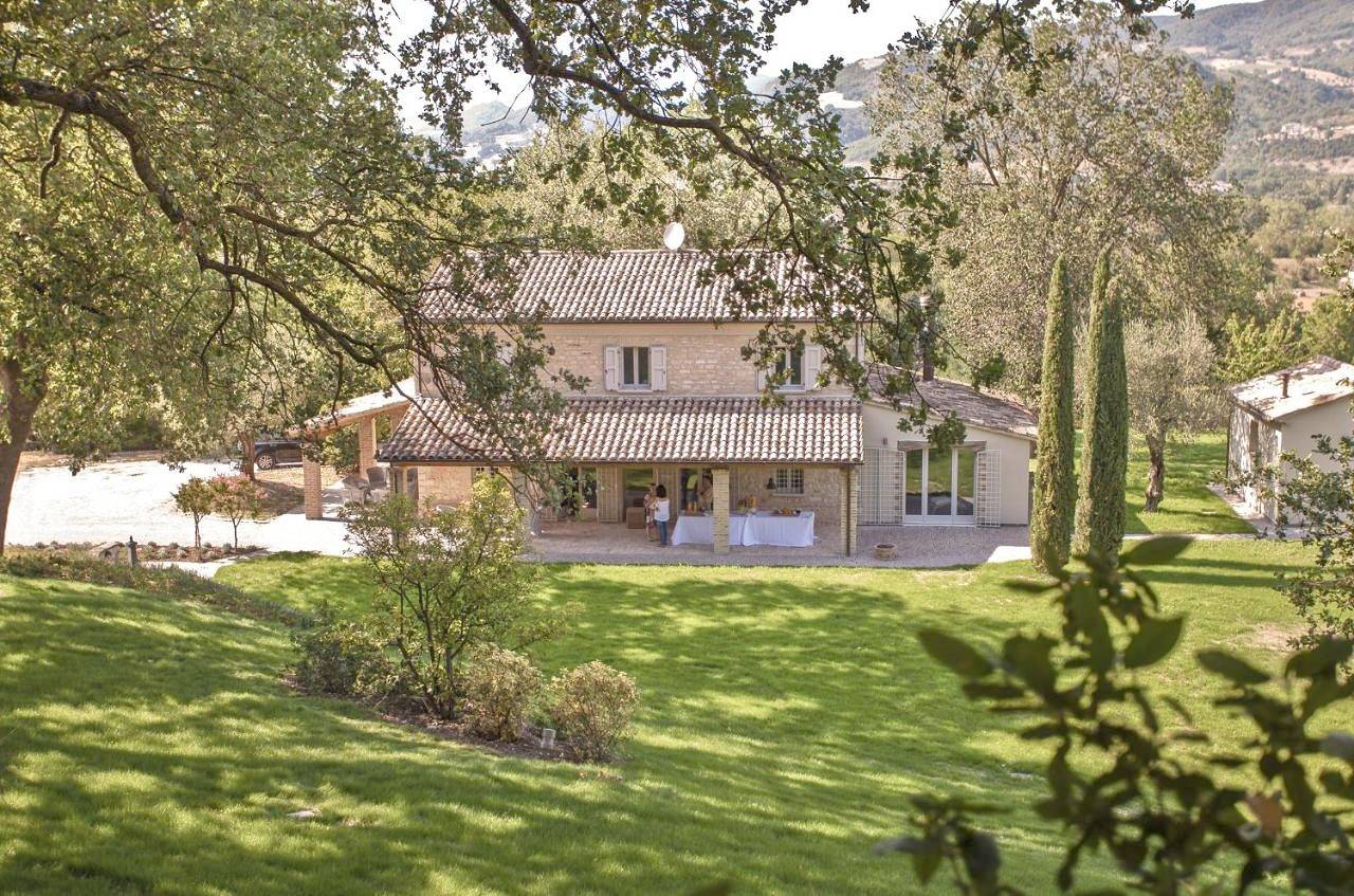 Four-Bedroom House in Fossombrone, Valle del Metauro