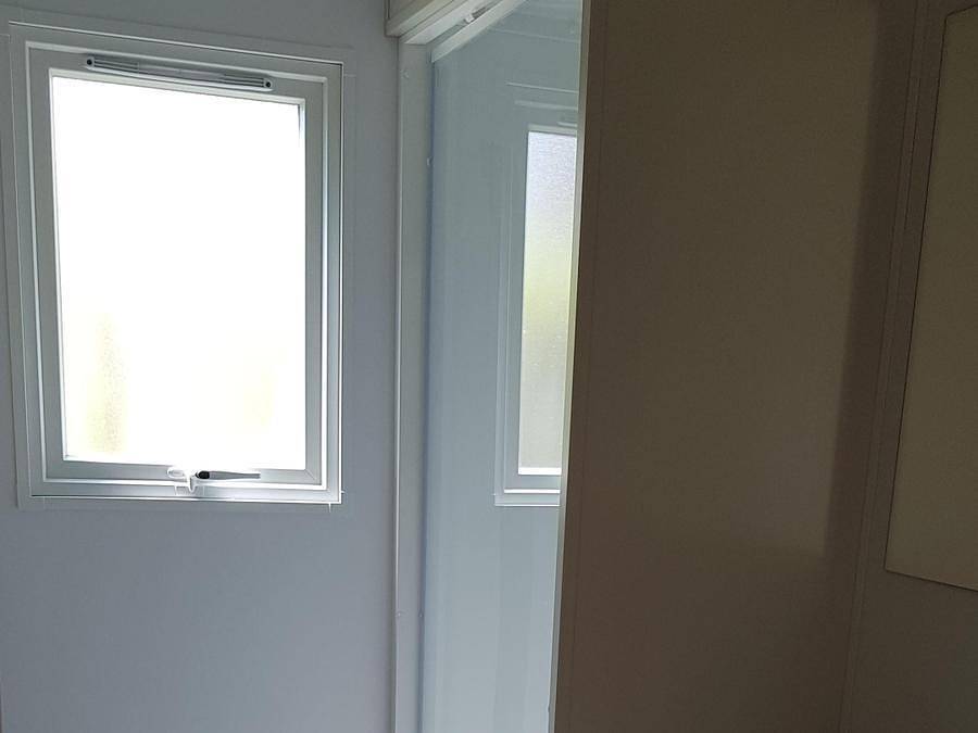 Flower Camping Le Riviera - Mobilhome 7 personnes - Premium Luxe 32m² 3 chambres + lit 160 + Tv + climatisation + Lv + Plancha à gaz in Sampzon, Ardèche