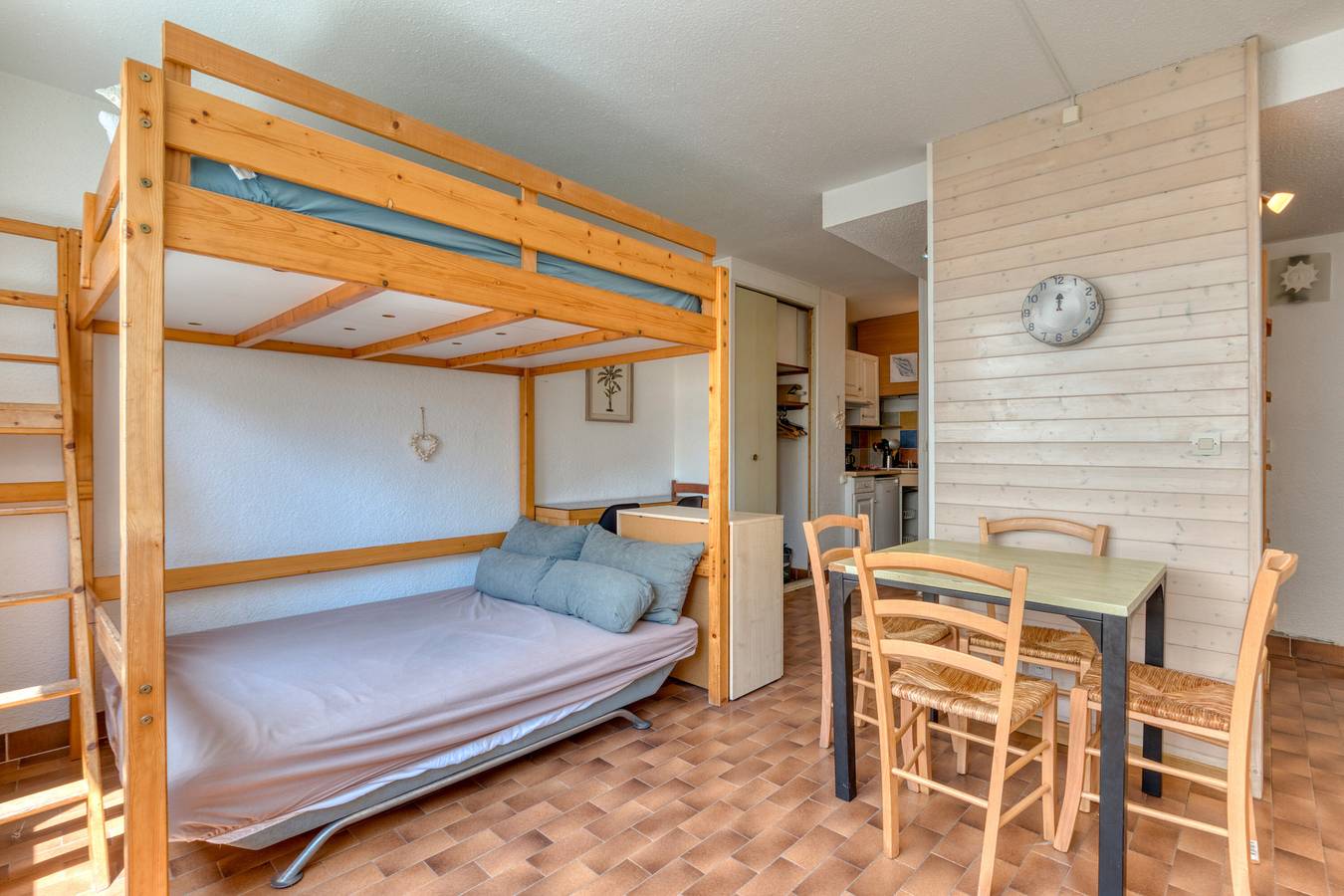 Entire apartment, Apartment 'La Grande Motte Studio' with Wi-Fi in La Grande-Motte, Côte d'Améthyste