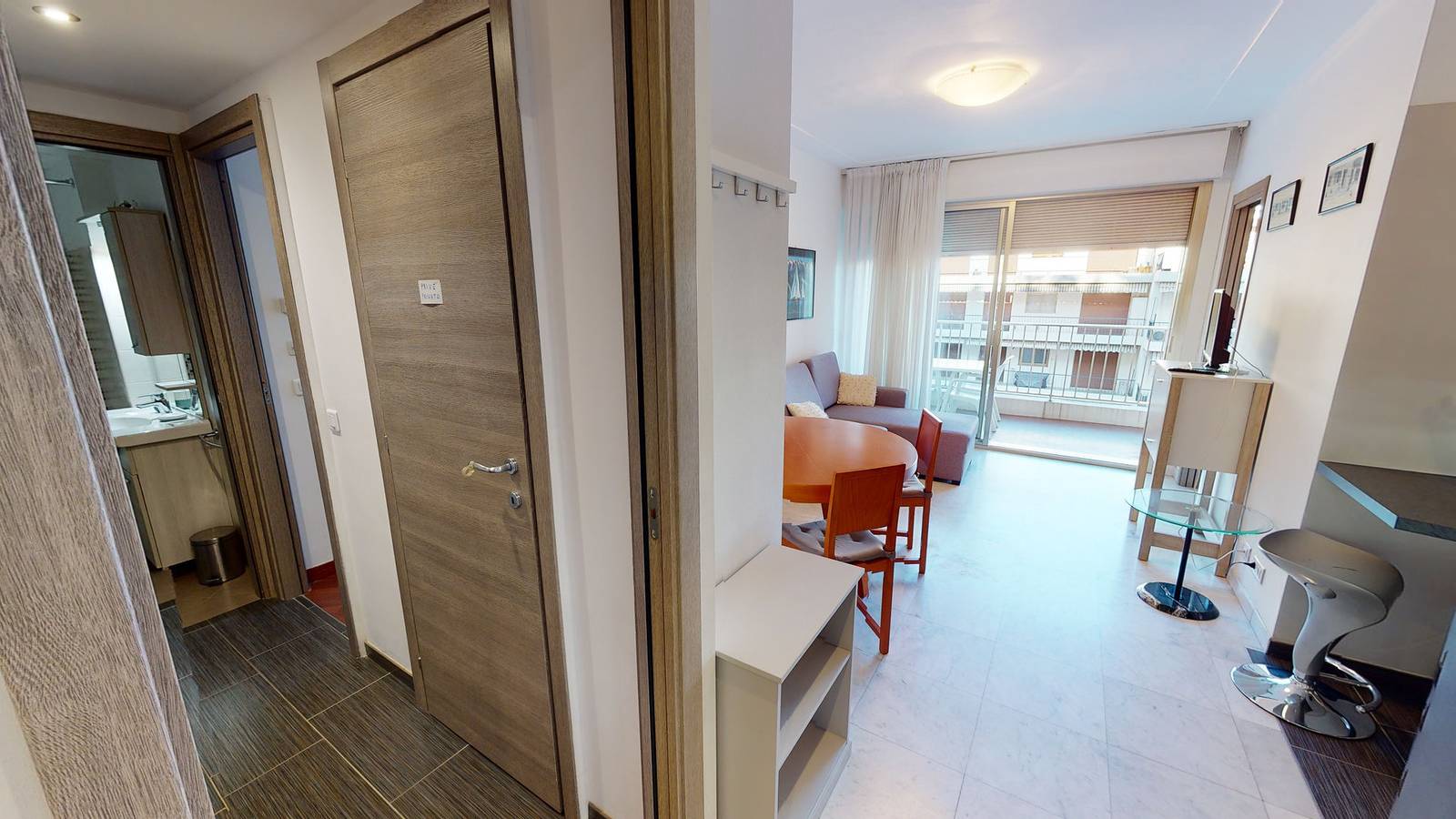 Appartement entier, Giotto - Joli 3P proche plages avec terrasse et parking - 32M in Menton, Région de Nice