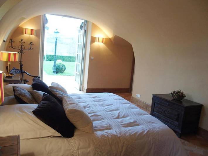 Chambre d’hôte pour 2 personnes, avec jacuzzi ainsi que jardin et piscine dans l' Aisne - 3