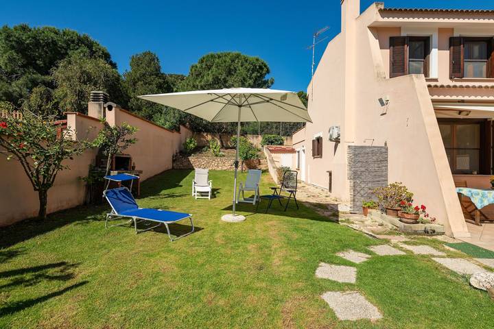 Villa Simona in Santa Margherita di Pula – Entspannung im Grünen nahe Traumstränden in Santa Margherita di Pula, Pula und Umgebung