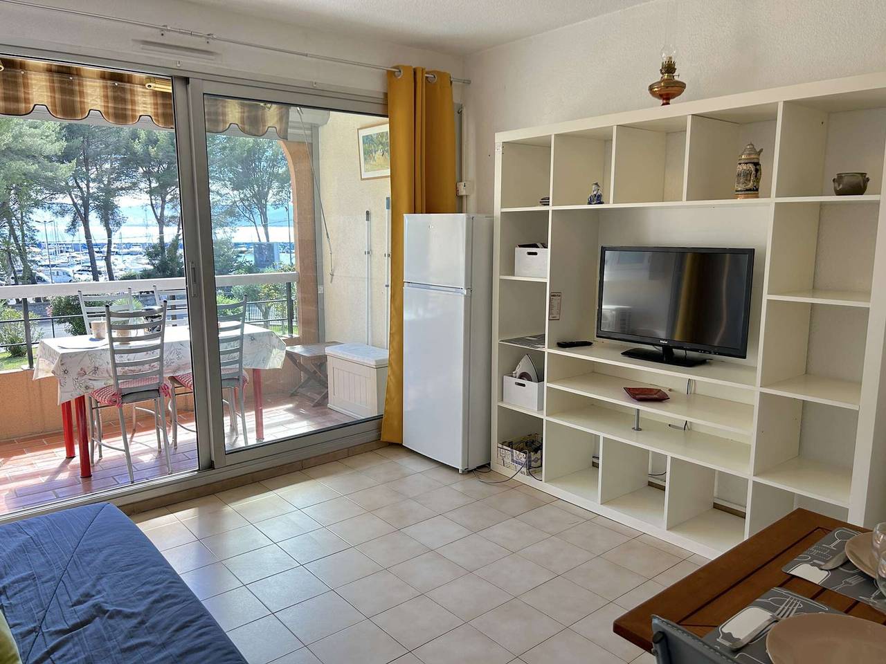 Ganze Wohnung, Klimatisiertes Studio mit Terrasse und Garage - 4 Schlafplätze, St Raphaël in Saint-Raphaël, Massif de l'Esterel