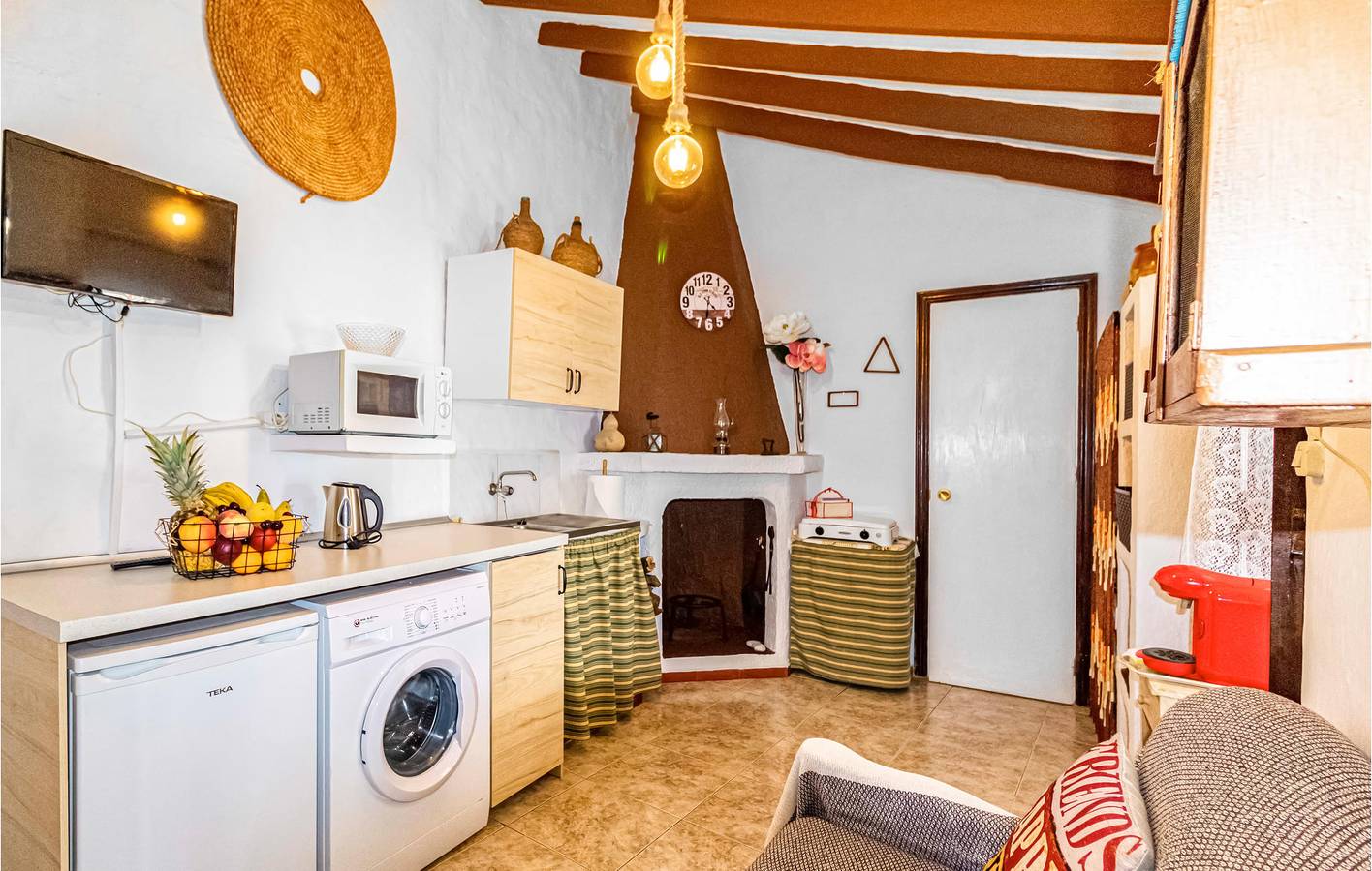 Uitzicht op zee met zwembad & parkeerplaats in Torrox, Costa del Sol