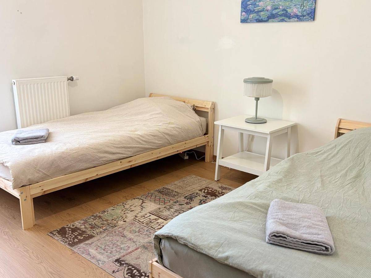 Appartement entier, Côté Parc - Cosy & neuf, parking & au pied du métro - Lyon in Vénissieux, Lyon et ses environs