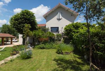 Maison d’hôte pour 3 personnes, avec jardin et terrasse à Chozeau
