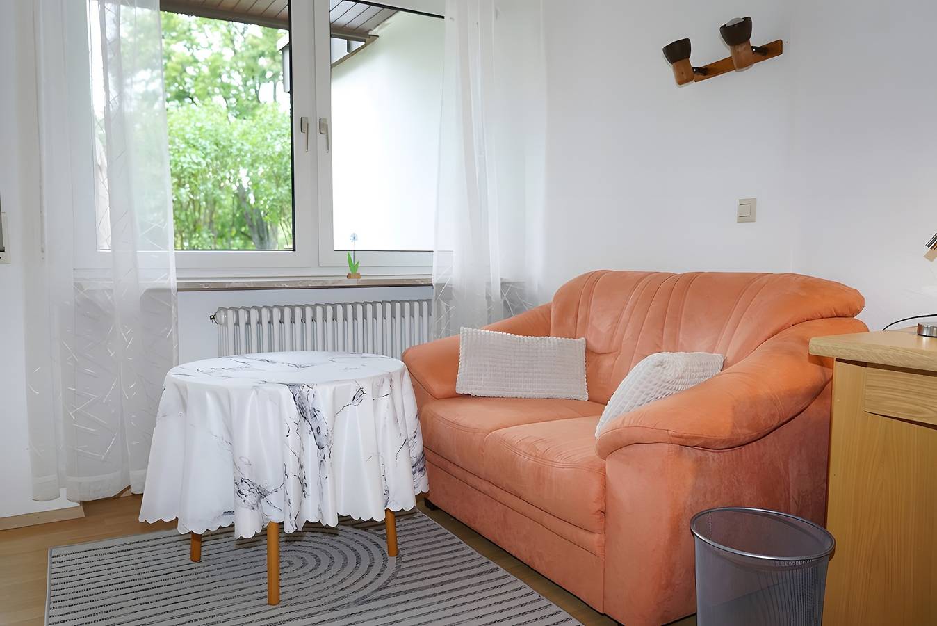 Ganze Wohnung, Feriewohnung 4 mit Terrasse, Gemeinschaftsgarten, Wlan & Dreiwelten Card in der Nähe vom Solemar in Bad Dürrheim, Mittlerer Schwarzwald