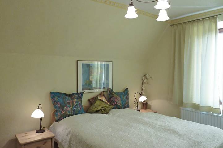 Ferienwohnung für 4 Personen, mit Balkon und Garten in Wesselburen - 2