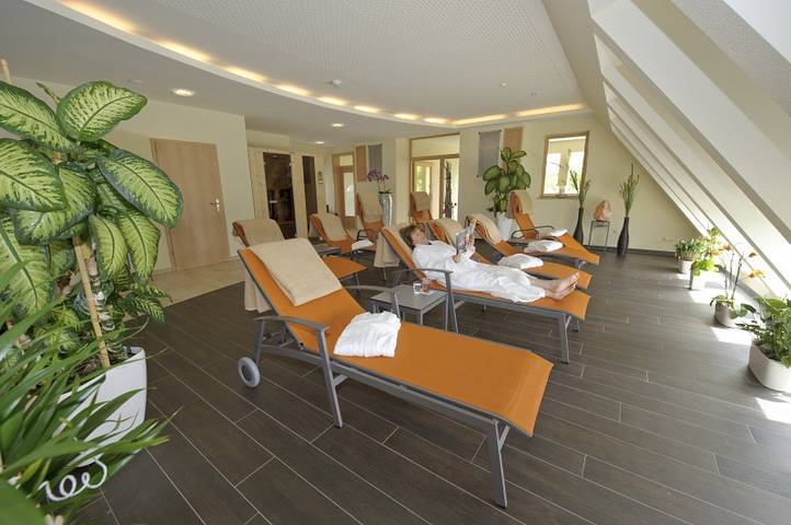 Hotel für 2 Personen, mit Balkon/Terrasse und Terrasse sowie Sauna in Gunzenhausen - 4