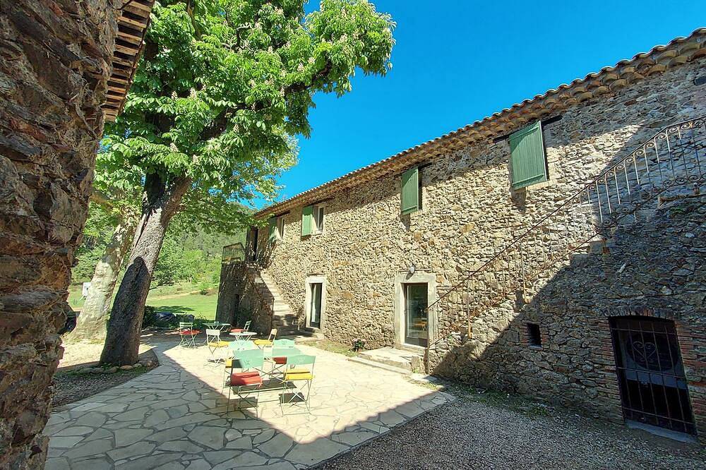 Rare place: Bed and breakfast surrounded by nature with breakfasts in Saint-Jean-du-Gard, Cévennes