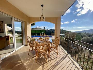 Villa for 6 Guests in Calonge, Girona Province, Picture 3