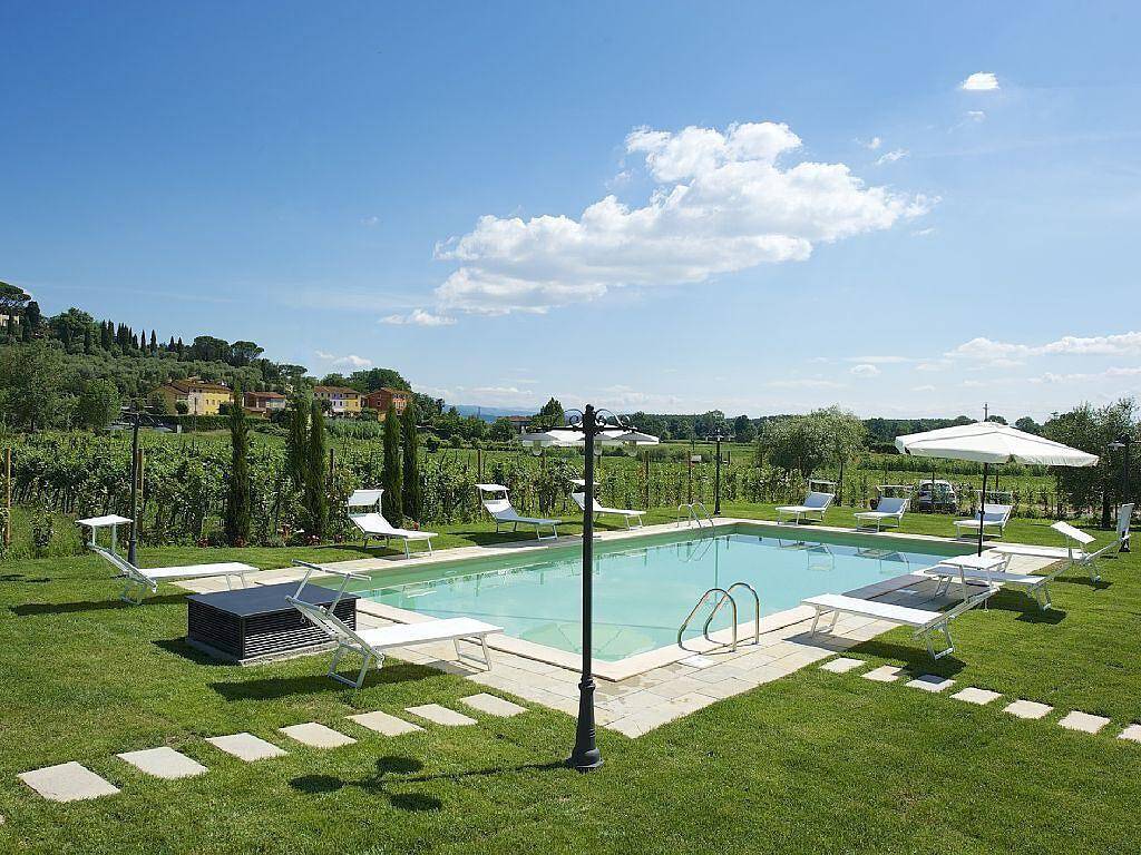 Villa with Private Pool, Garden, A/C and Wi-Fi in Villa ( Capannori), Capannori