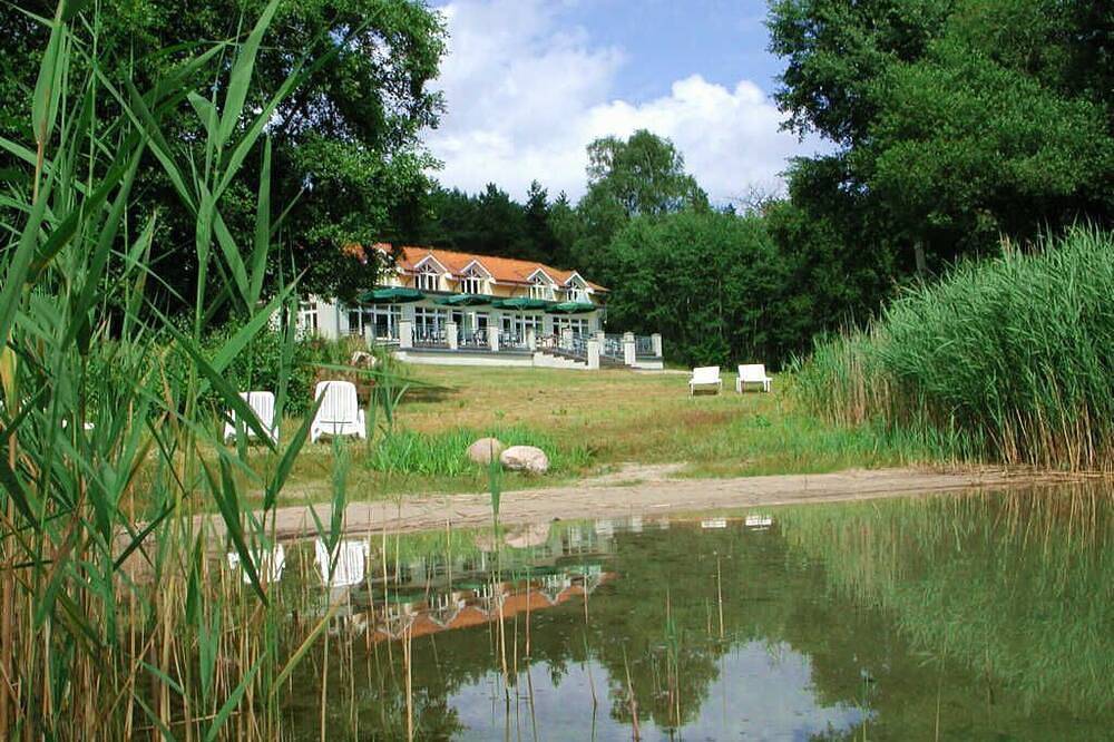Ganze Wohnung, Kiwi Ferienwohnung 7 - Kiwi Ferienwohnungen am Dreier See in Alt Schwerin, Plauer See