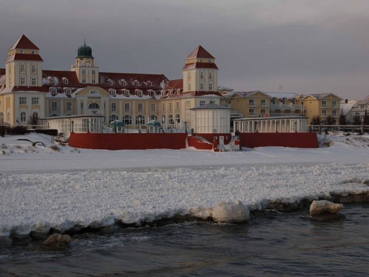Ganze Ferienwohnung, ! Neu ! Ferienhaus Binz - Ferienwohnung 3 in Binz, Rügen