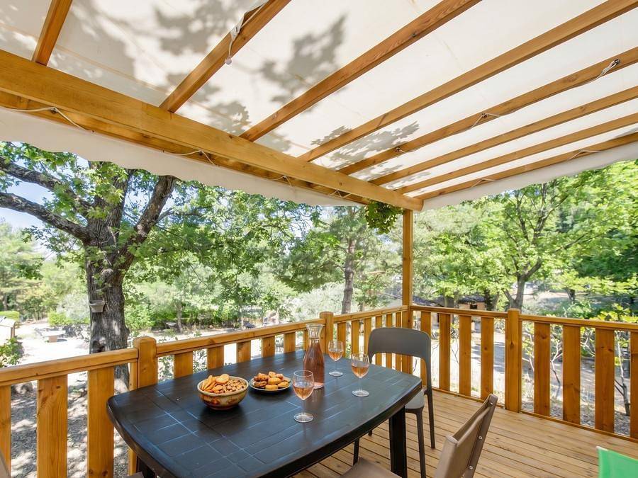 Camping le Domaine de Chanteraine   - Stacaravan 6 personen - aankomst op zaterdag in Aiguines, Regionaal natuurpark van de Verdon