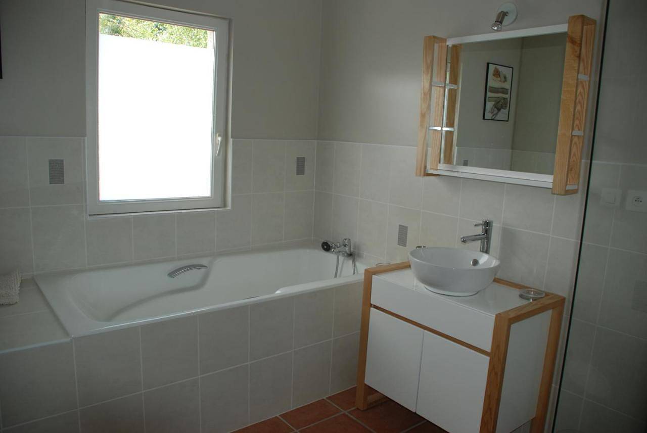 Two-Bedroom House in Loire-Authion, Vallée de la Loire