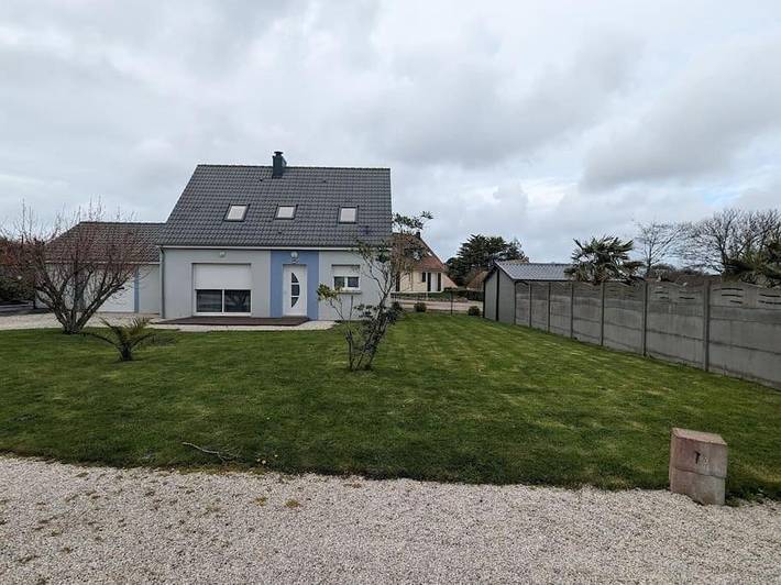 Location de vacances pour 6 personnes, avec jardin à Digosville