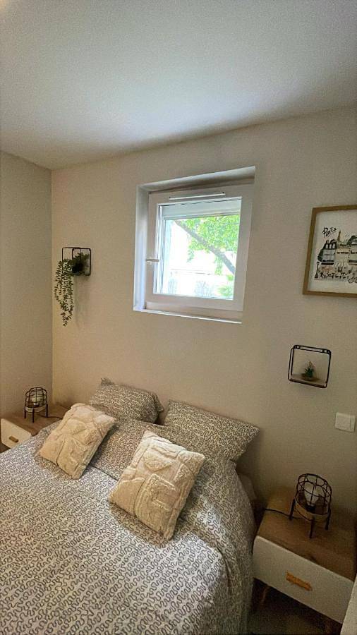 Gîte pour 3 personnes, avec jardin et terrasse à Saint-Amant-Tallende - 2