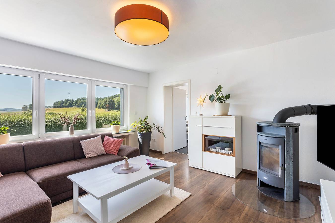 Geheel appartement, Appartement 'Panoramanest' met privé terras, privé tuin en Wi-Fi in Balve, Märkischer Kreis