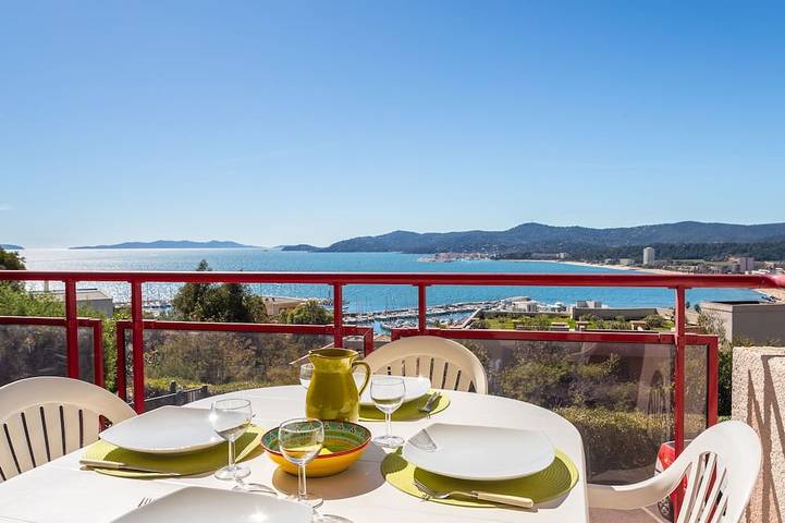 Apartamento de vacaciones para 4 personas, con balcón y piscina, Se admiten mascotas - 1