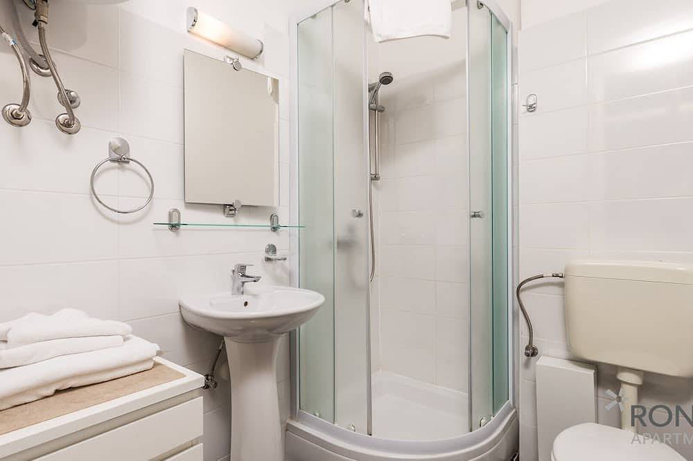 Ganze Wohnung, Rona Apartment Zizi für 2 + 2 Personen in Červar-Porat, Cervar