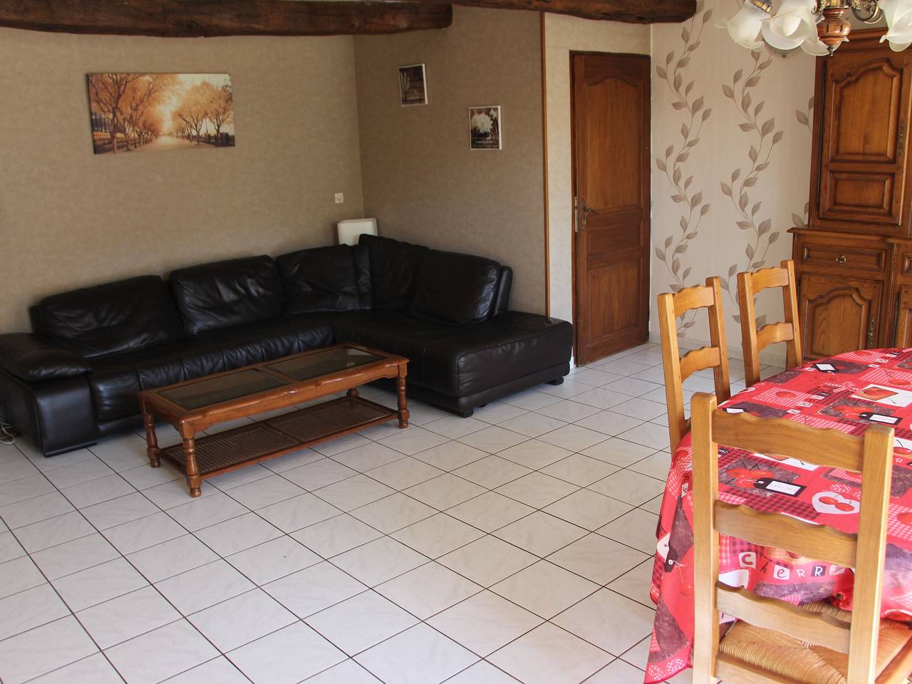 Komfortables Ferienhaus in Halles-sous-les-Côtes mit Kamin und Terrasse in Halles-sous-les-Côtes, Verdun