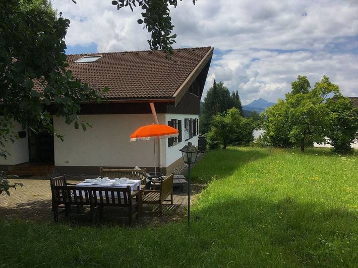 Ferienhaus für 11 Personen, mit Pool und Sauna sowie Balkon und Garten, kinderfreundlich im Allgäu - 2