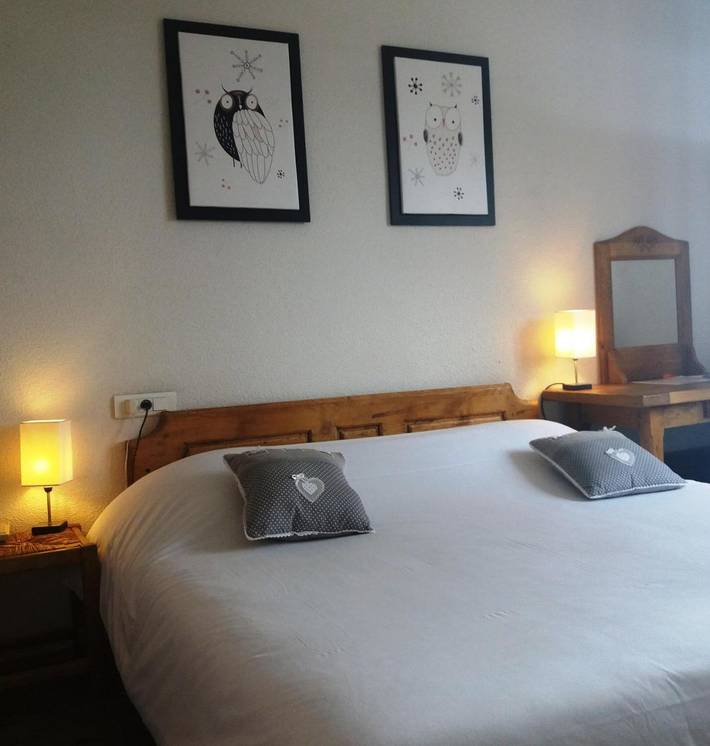 Hôtel pour 2 personnes, avec vue sur le lac ainsi que vue et terrasse, animaux acceptés dans Casino Joa De Gerardmer - 2