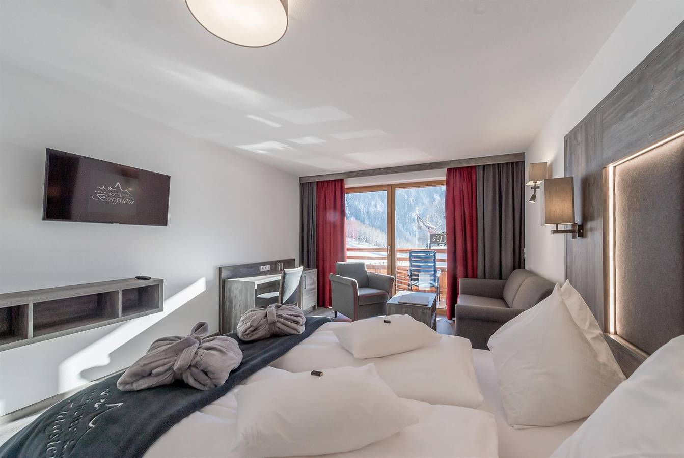 Doppelzimmer Superior 36m² in Längenfeld, Ötztal