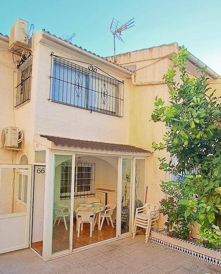 Charming Bungalow La Mata Beach in Torrevieja, Costa Blanca