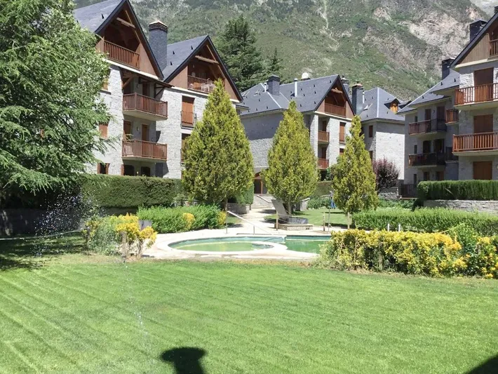 Appartement de vacances pour 6 personnes, avec jardin et piscine - 1