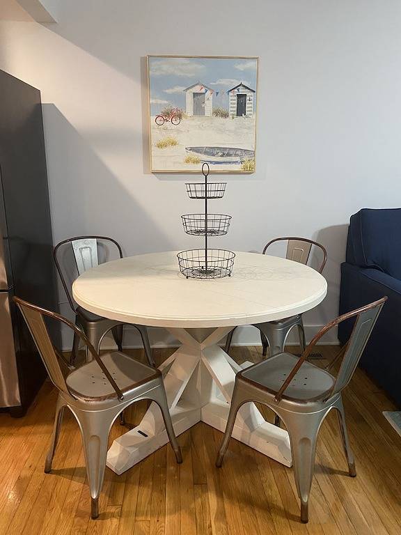 Boro Bungalow in beautiful downtown Swansboro with street legal golf cart in Swansboro, Camp Lejeune