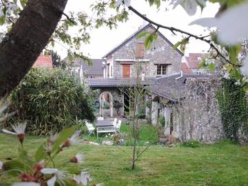 Gîte pour 7 personnes, avec jardin à Fublaines
