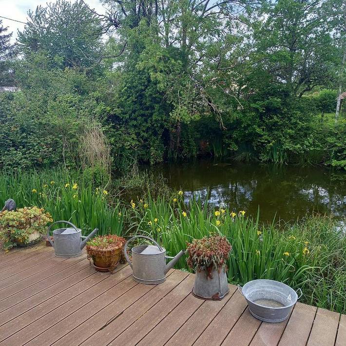 Location de vacances pour 2 personnes, avec Terrasse ainsi que Jardin et Vue à Rueil-la-Gadelière