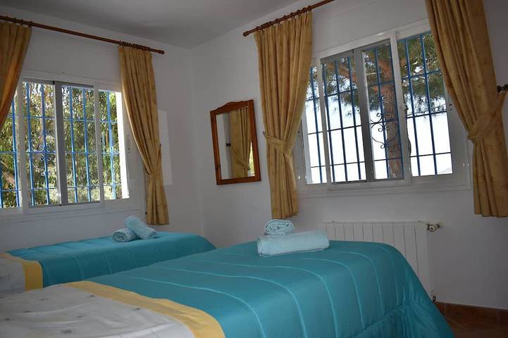 Villa La Frasca avec piscine privée pour 4 personnes et belle vue mer in Sayalonga, Cordillera Penibética