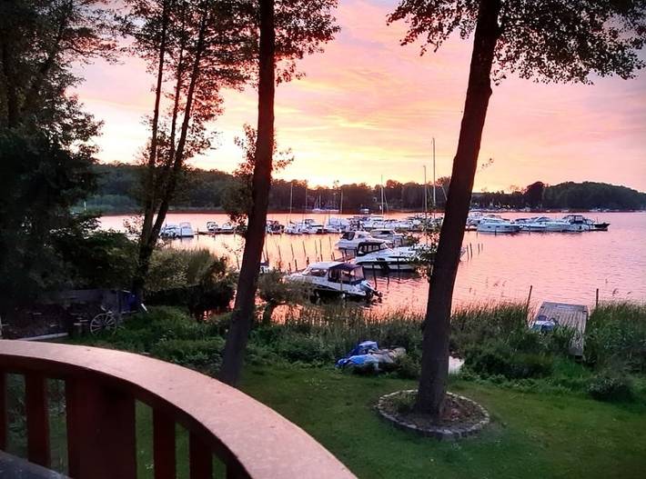 Ferienwohnung für 4 Personen, mit Ausblick und Terrasse sowie Garten am Schwielowsee