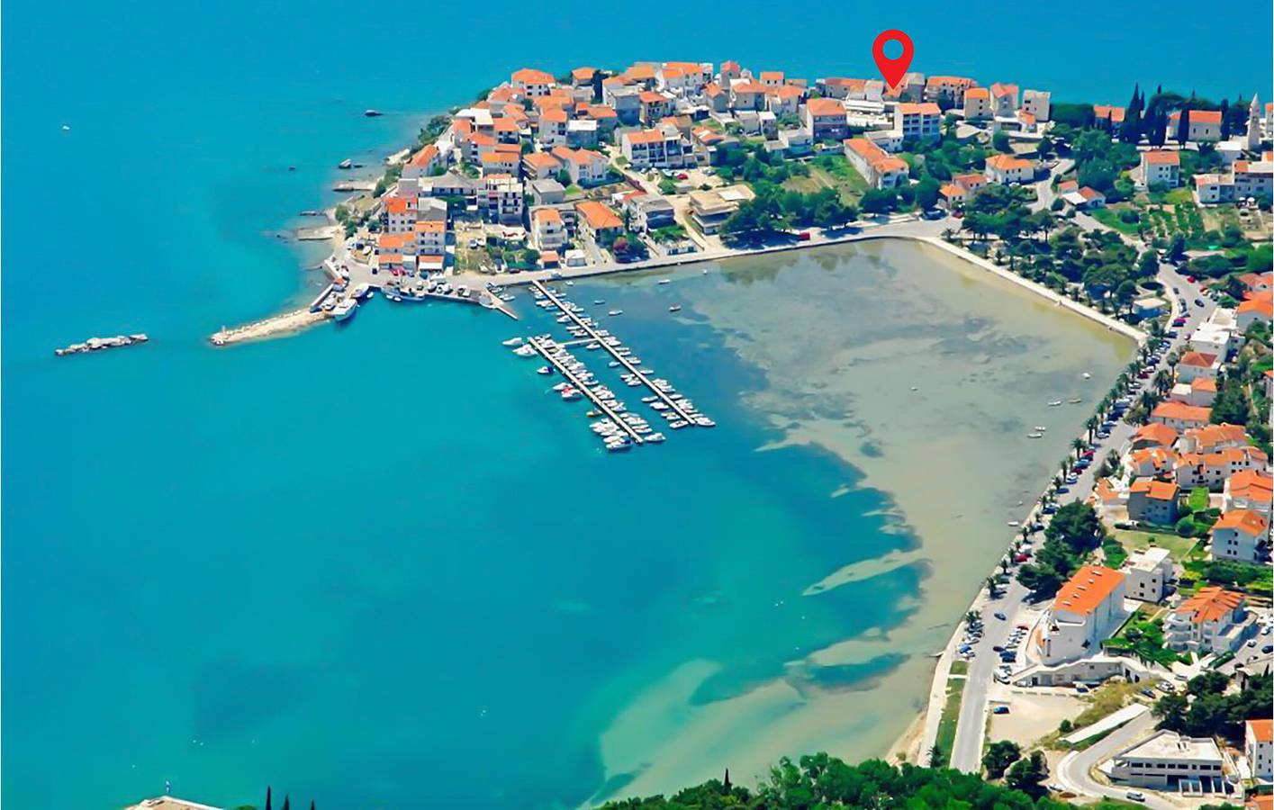 Ganze Ferienwohnung, Charmantes Apartment in der Nähe des Strandes Strobec mit WLAN und Terrasse in Stobrec, Split-Dalmatien