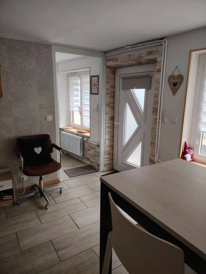 Appartement entier, One-Bedroom Apartment in Les Chavannes-en-Maurienne, Région de Saint-Jean-de-Maurienne